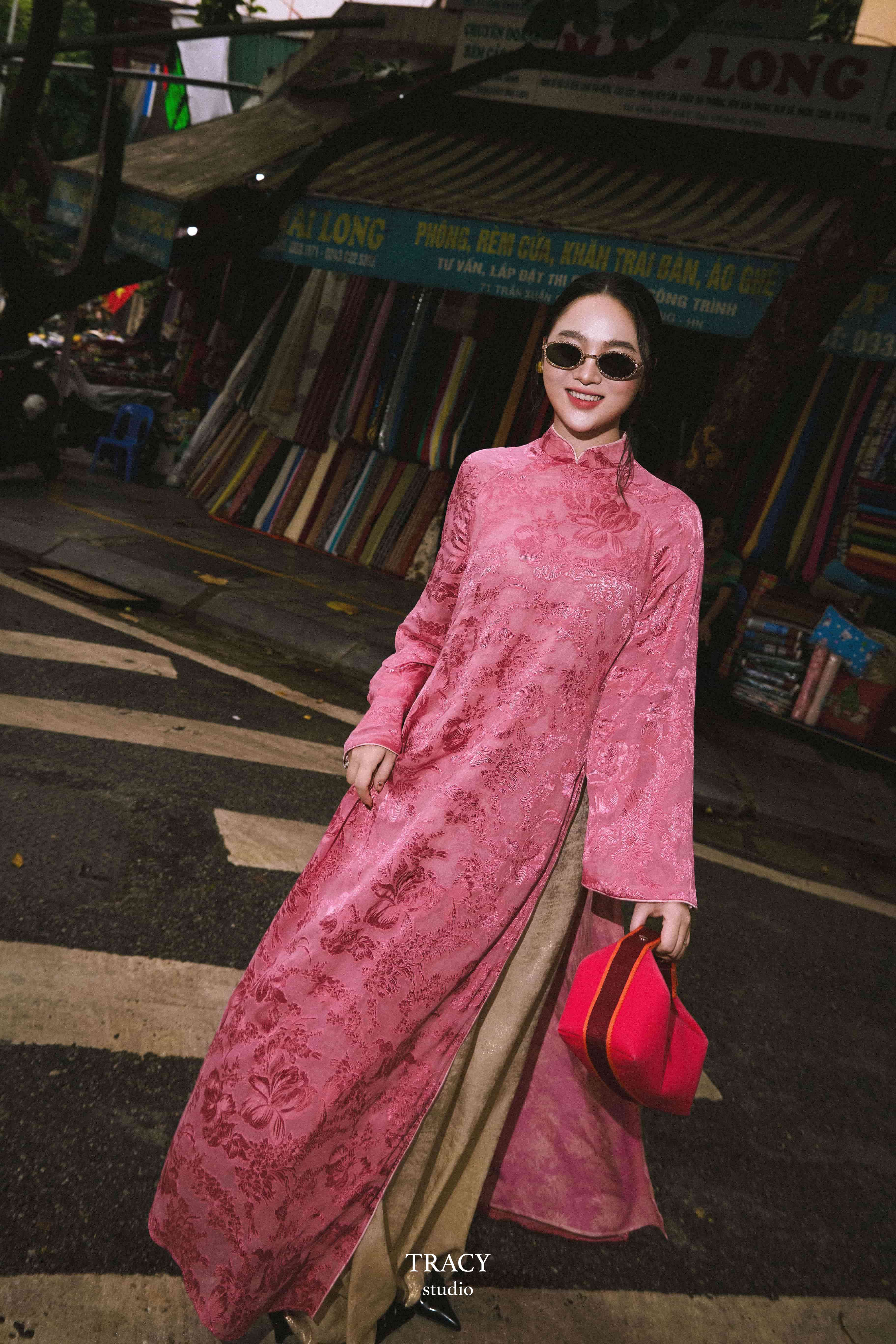 tracy studio chụp concept áo dài hồng